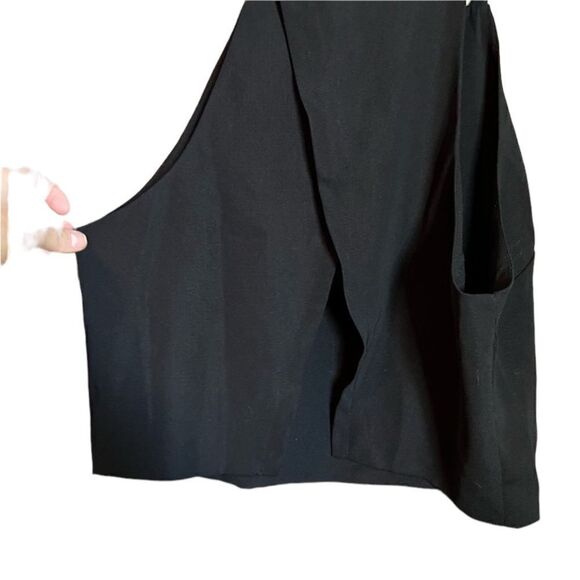 3 for $30! Forever 21 black cropped tank top - Picture 7 of 8